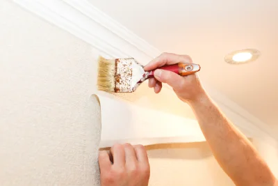 Pose de papier peint à Waldighofen — revêtements muraux et toiles de verre